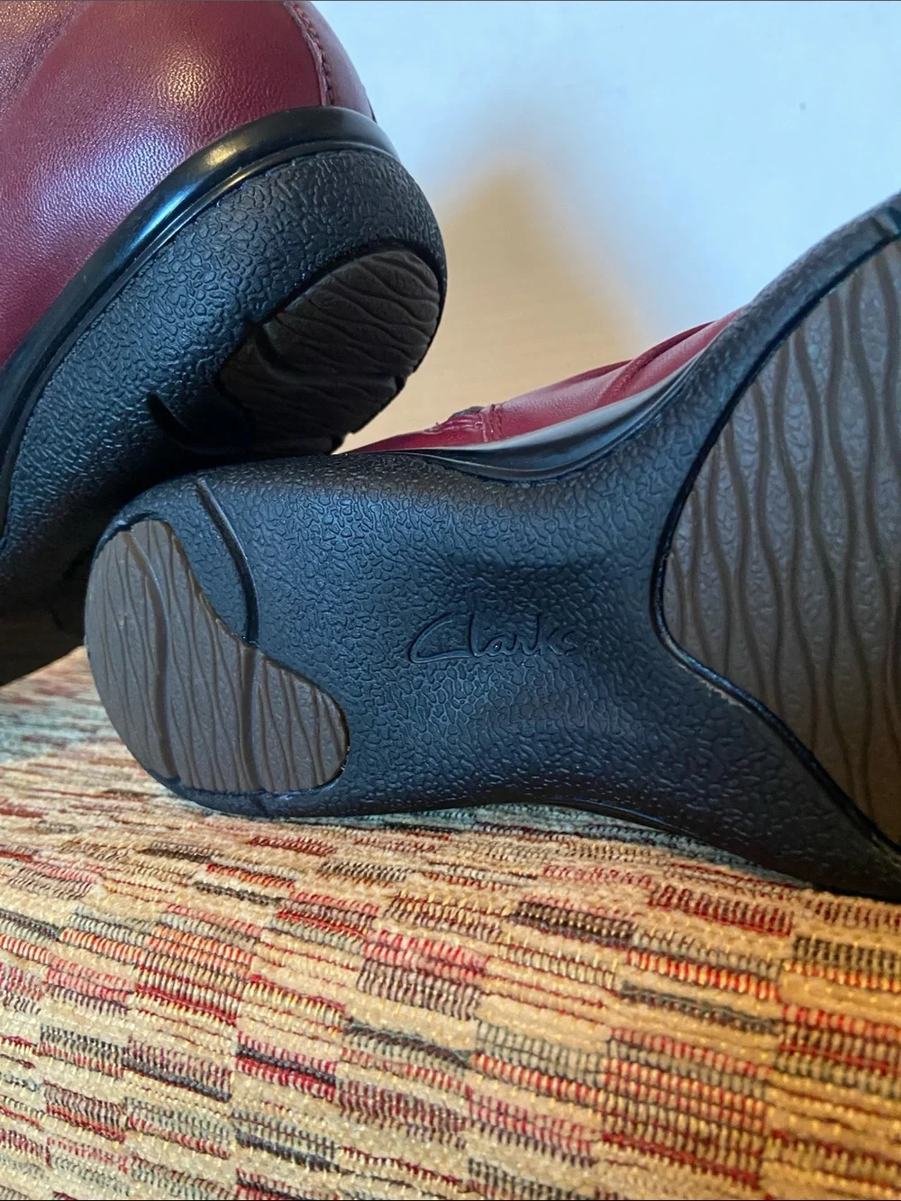 Clarks soft burgundy
